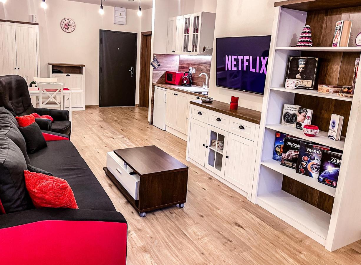 Apartman Rajecké Teplice Buitenkant foto